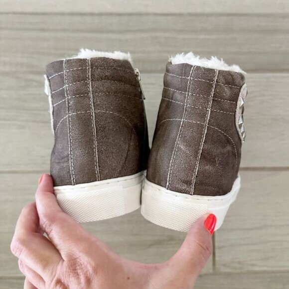 NEW Steve Madden Studded Suede Leather High-top Sneakers Grey 8.5 - Picture 11 of 11